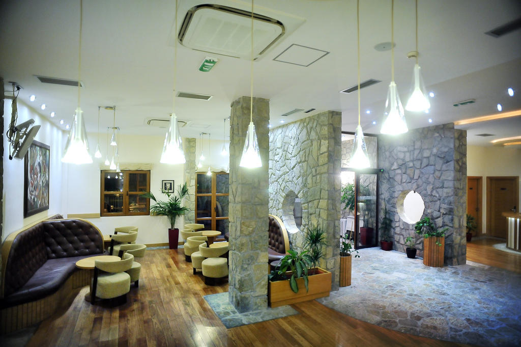 Hotel Aria Mitrovici  Esterno foto